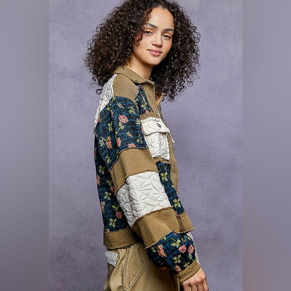 NEW POL Indigo Quilted Floral Patchwork Jacket Boho Shacket Oversized Size Small - Picture 2 of 3